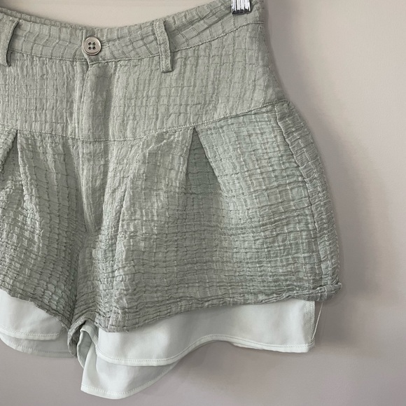 DUtCH texture layered high waist shorts - Picture 8 of 13